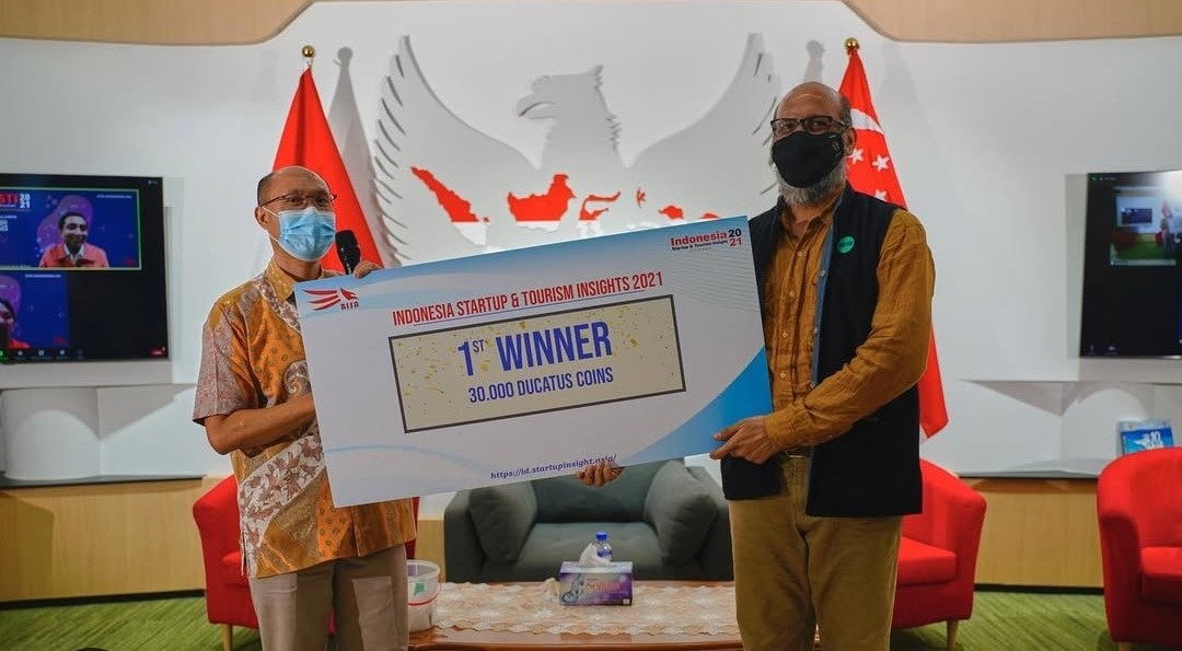 Award Moment 1